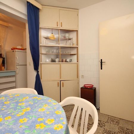 Apartments By The Sea Milna, Vis - 8913 Bagian luar foto