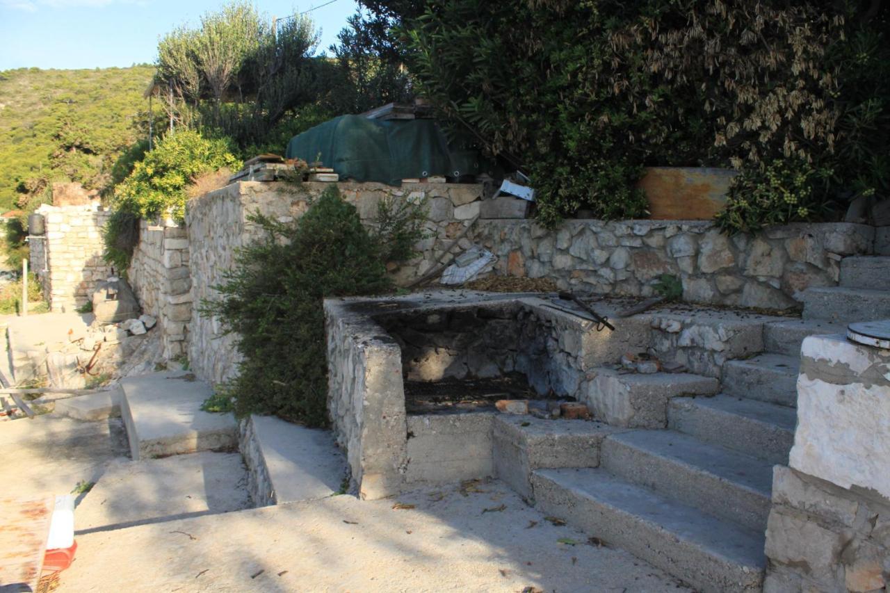 Apartments By The Sea Milna, Vis - 8913 Bagian luar foto
