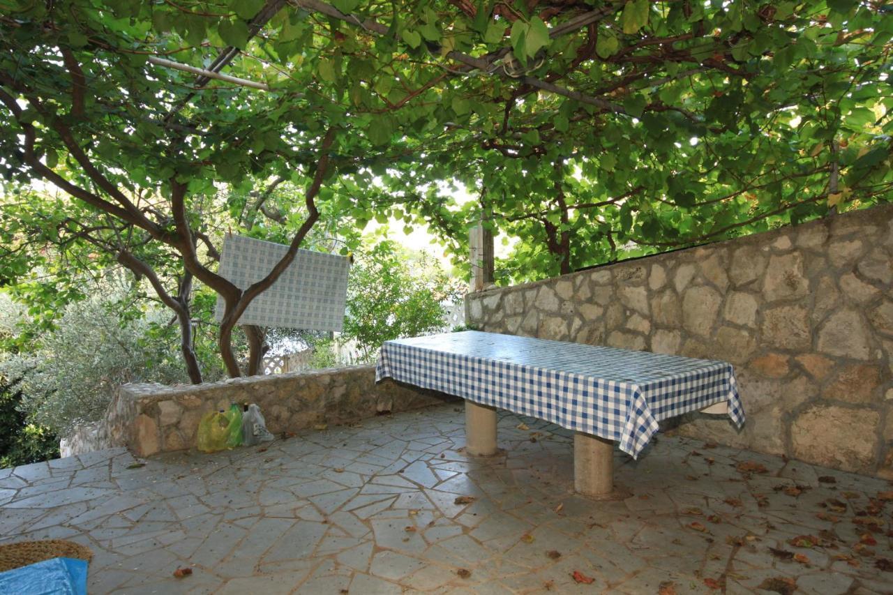 Apartments By The Sea Milna, Vis - 8913 Bagian luar foto